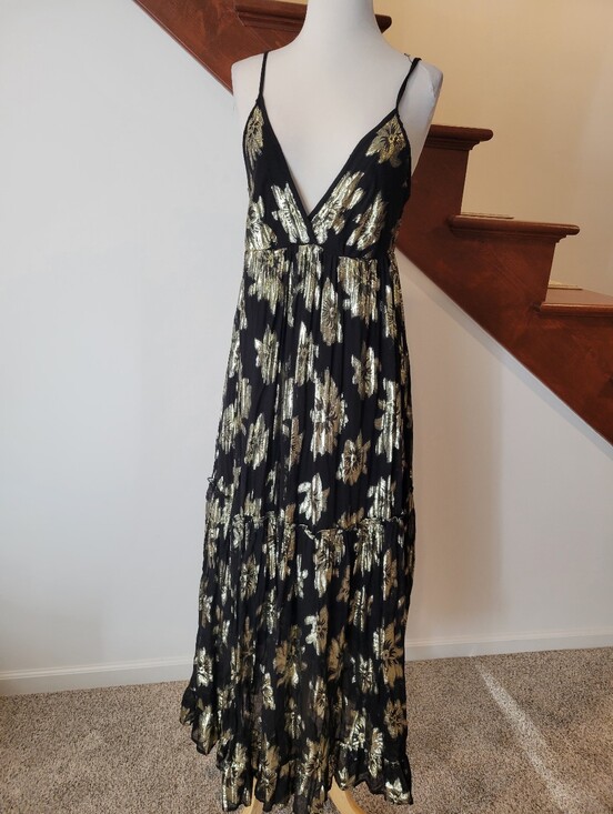 GOA Dresses & Skirts - GOA Black and Gold Floral Maxi Dress Elegant Spaghetti Strap Boho Dress Size M
